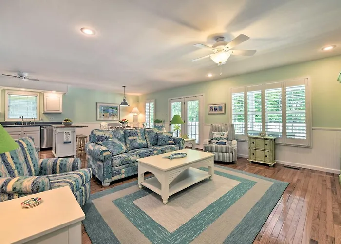Lake Norman Retreat With Dock About 1 Mi To Marina!