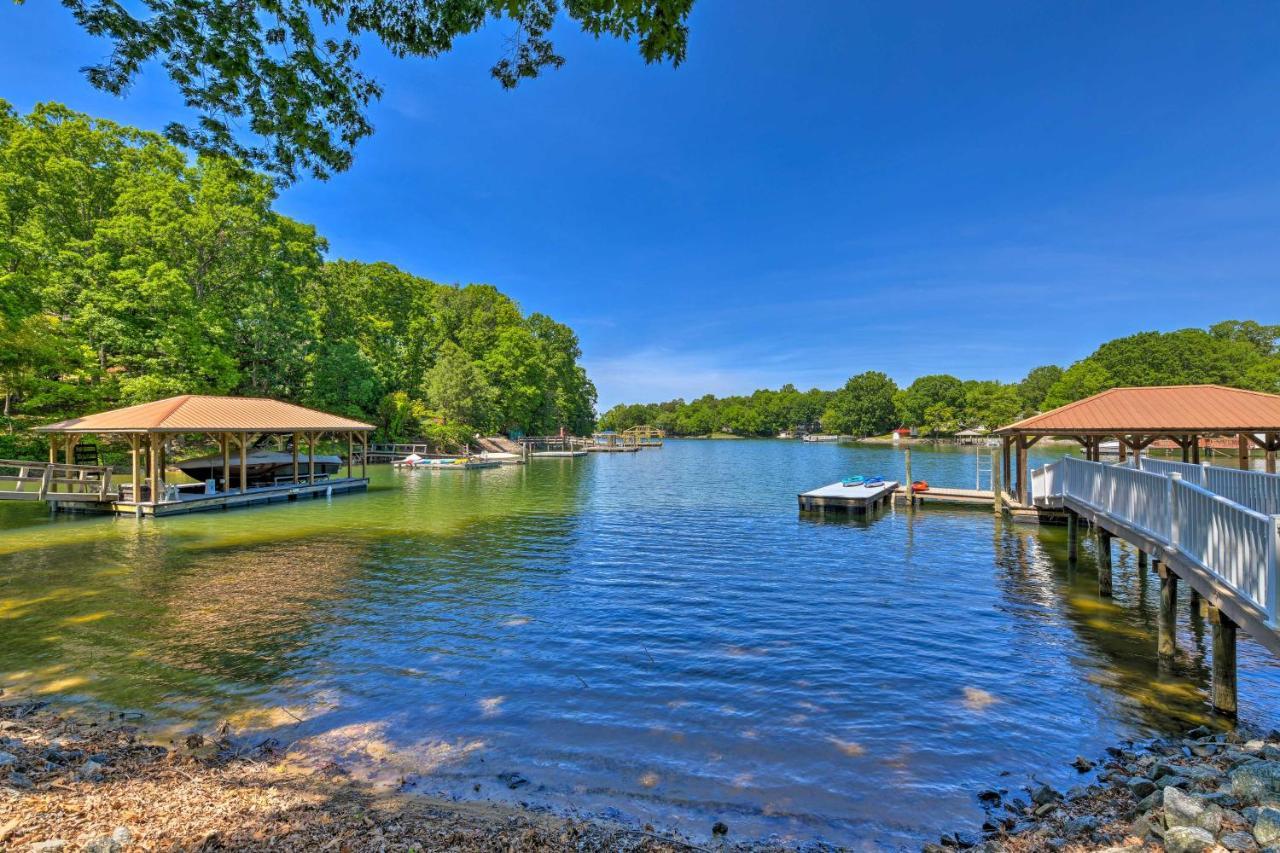 Norman Retreat With Dock About 1 Mi To Marina! Mooresville